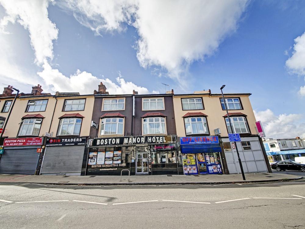 Oyo Bostons Manor Hotel, Hanwell London Greenford  Bagian luar foto