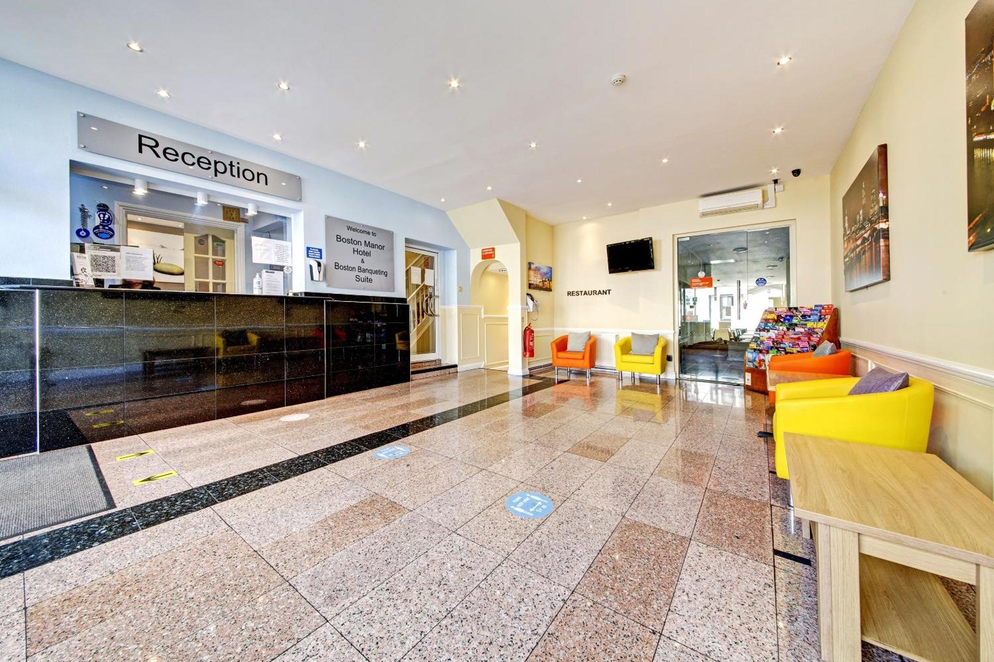 Oyo Bostons Manor Hotel, Hanwell London Greenford  Bagian luar foto
